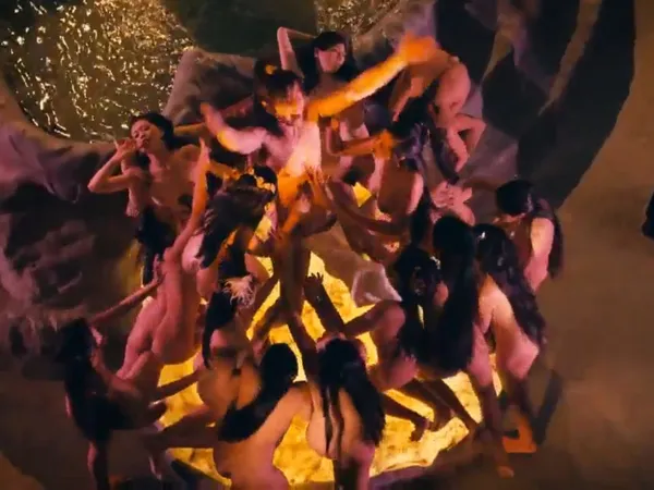 ladyboy việt nam sex Nhục bồ đoàn 2: Ngọc nữ tâm kinh (1996)